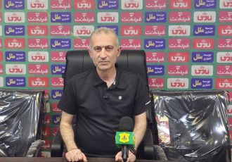 فراز کمالوند: کمک داور ویدیوی در سه هفته پایانی لیگ دسته اول استفاده شود