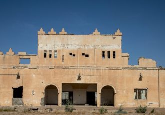 مرگ تدریجی یک میراثباشگاه تاریخی کاوه زیر آوار بی توجهی/ سکوت مسئولان نه تنها یک بنای تاریخی بلکه اعتماد عمومی را نیز ویران می کند/ رسالت ارتش حفظ منافع ملی است