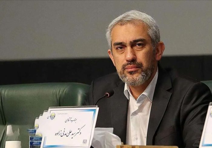 نماینده مجلس: برنامههای مدنیزاده به اقتصاد کشور کمک میکند نماینده مجلس: برنامههای مدنیزاده به اقتصاد کشور کمک میکند