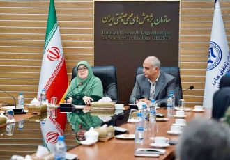 تاکید مهاجرانی بر نقش محوری علم و پژوهش در حل چالش‌های اساسی کشور