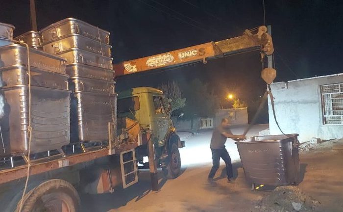 تعویض مخازن زباله فرسوده و جایگزینی مخازن نو گامی مؤثر در بهبود خدمات شهری تعویض مخازن زباله فرسوده و جایگزینی مخازن نو گامی مؤثر در بهبود خدمات شهری