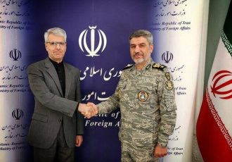 دیدار سخنگوی ارتش و بقایی؛ همراهی میدان و دیپلماسی برای ایران