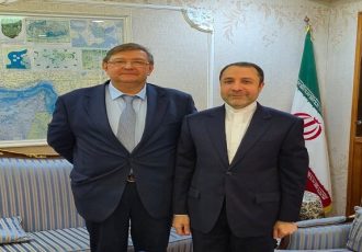 دیدار سفیر ایران در قطر با سفیر روسیه