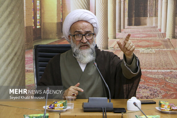 آیتالله حیدری: نباید اهرم تنگه هرمز را از دست بدهیم آیتالله حیدری: نباید اهرم تنگه هرمز را از دست بدهیم
